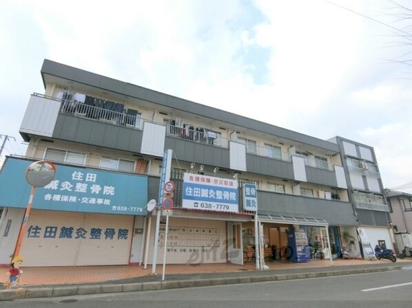 水尾グリーンハイツC棟の物件外観写真